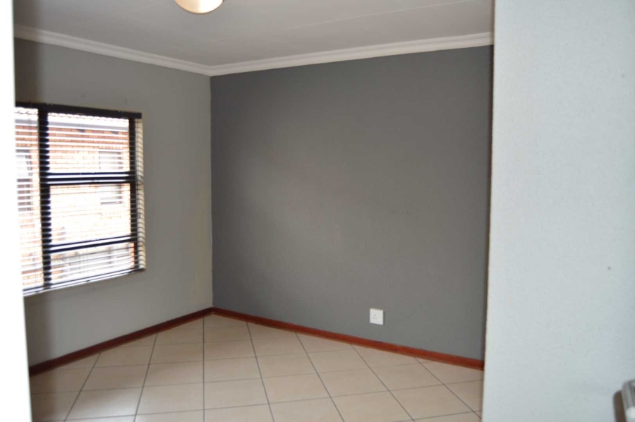 2 Bedroom Property for Sale in Meyersdal Gauteng