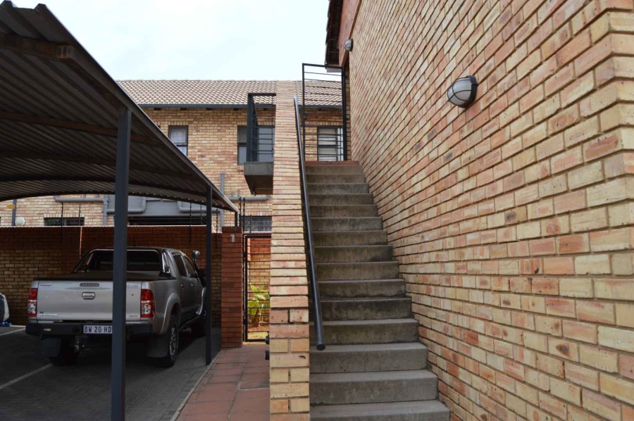 2 Bedroom Property for Sale in Meyersdal Gauteng