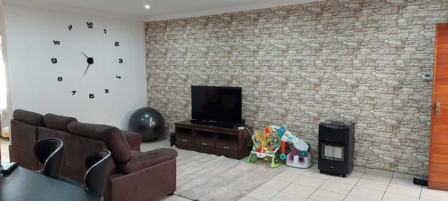 2 Bedroom Property for Sale in Alberton Gauteng