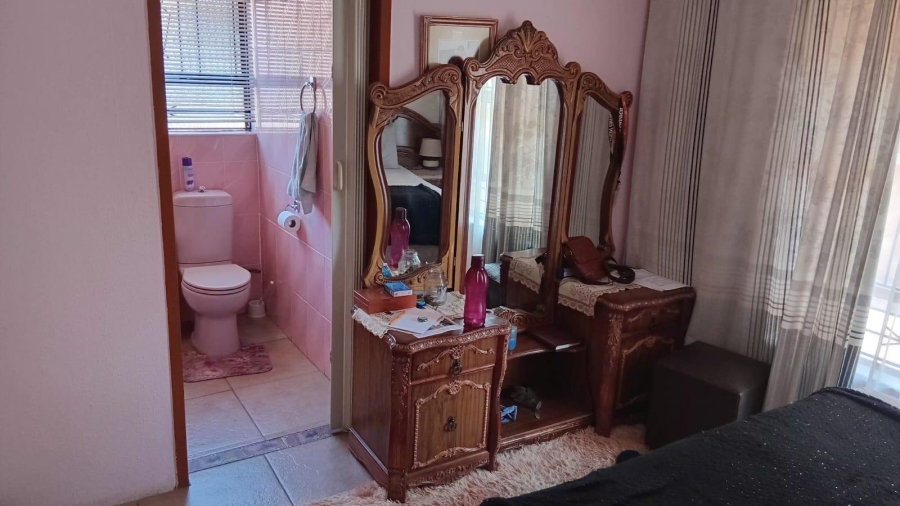 3 Bedroom Property for Sale in Mabopane Gauteng