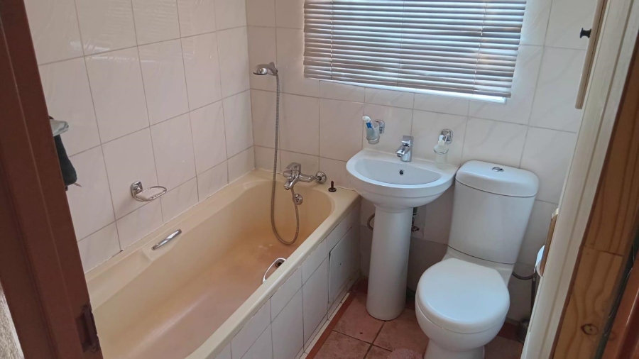 3 Bedroom Property for Sale in Mabopane Gauteng