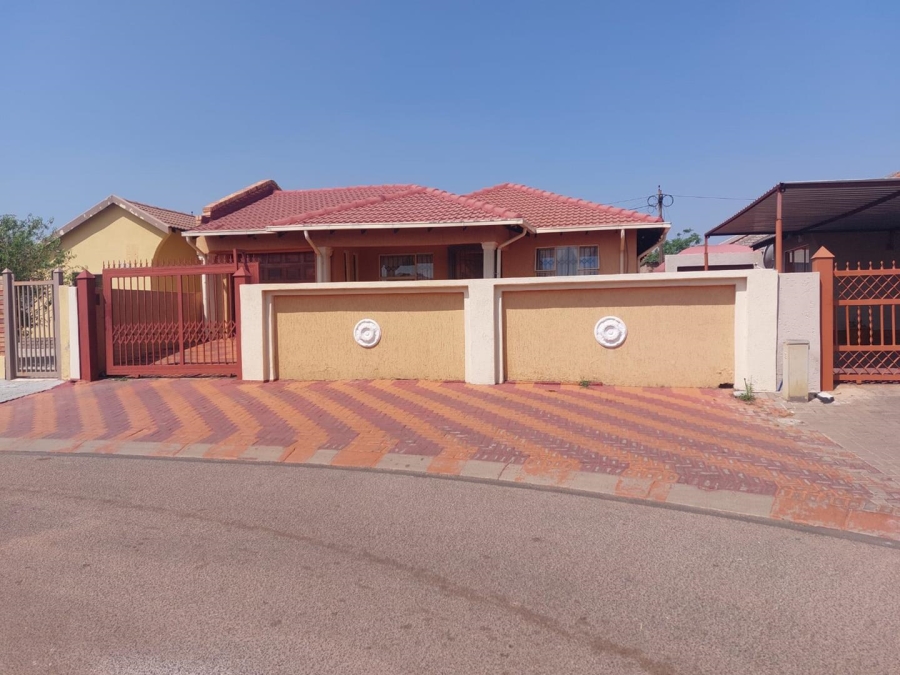 3 Bedroom Property for Sale in Mabopane Gauteng