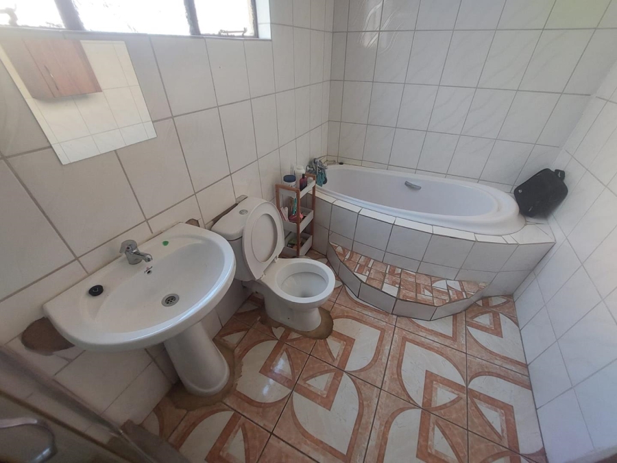 3 Bedroom Property for Sale in Mabopane Gauteng