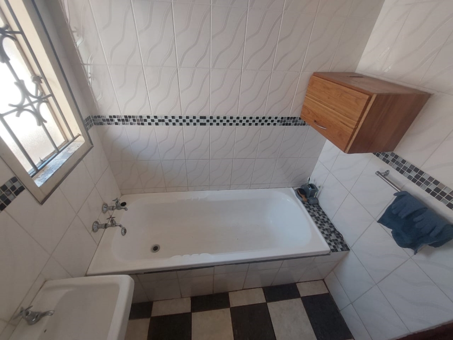 3 Bedroom Property for Sale in Mabopane Gauteng