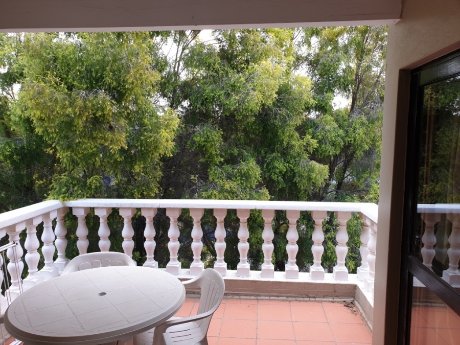 To Let 1 Bedroom Property for Rent in Sandton Central Gauteng