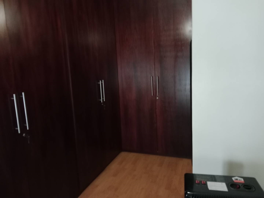5 Bedroom Property for Sale in Glenvista Ext 3 Gauteng