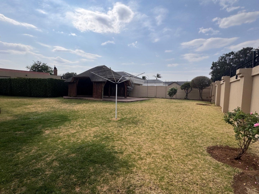 To Let 2 Bedroom Property for Rent in Brackenhurst Gauteng