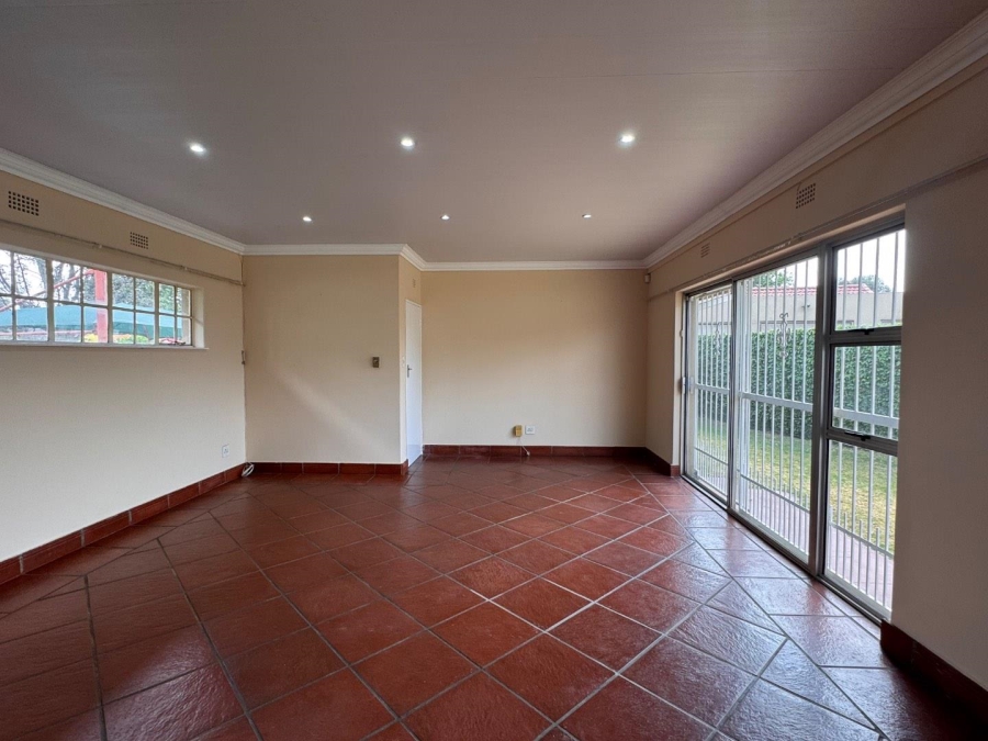 To Let 2 Bedroom Property for Rent in Brackenhurst Gauteng