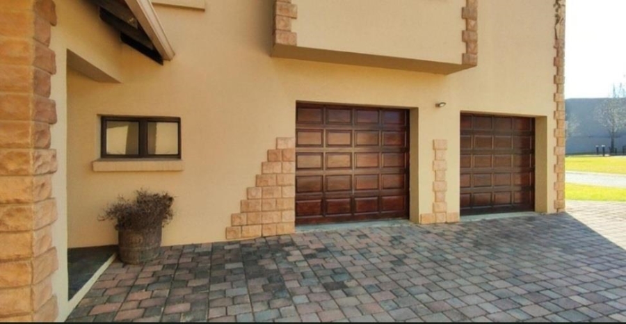 3 Bedroom Property for Sale in Glen Erasmia Gauteng