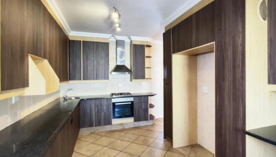 3 Bedroom Property for Sale in Glen Erasmia Gauteng