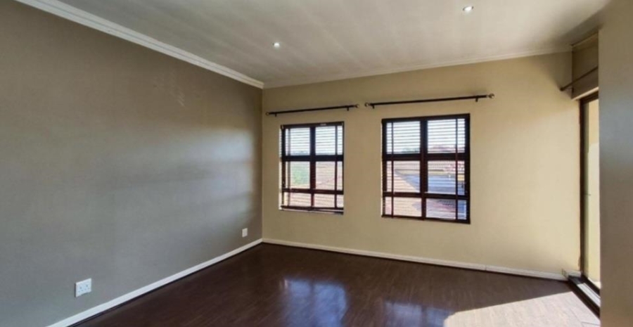 3 Bedroom Property for Sale in Glen Erasmia Gauteng
