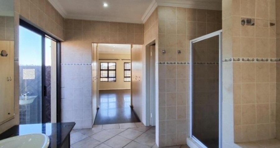 3 Bedroom Property for Sale in Glen Erasmia Gauteng