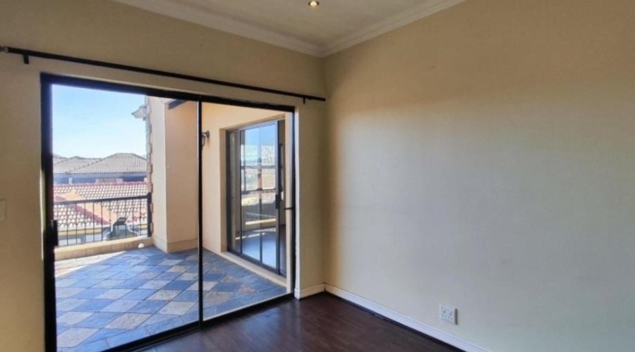 3 Bedroom Property for Sale in Glen Erasmia Gauteng