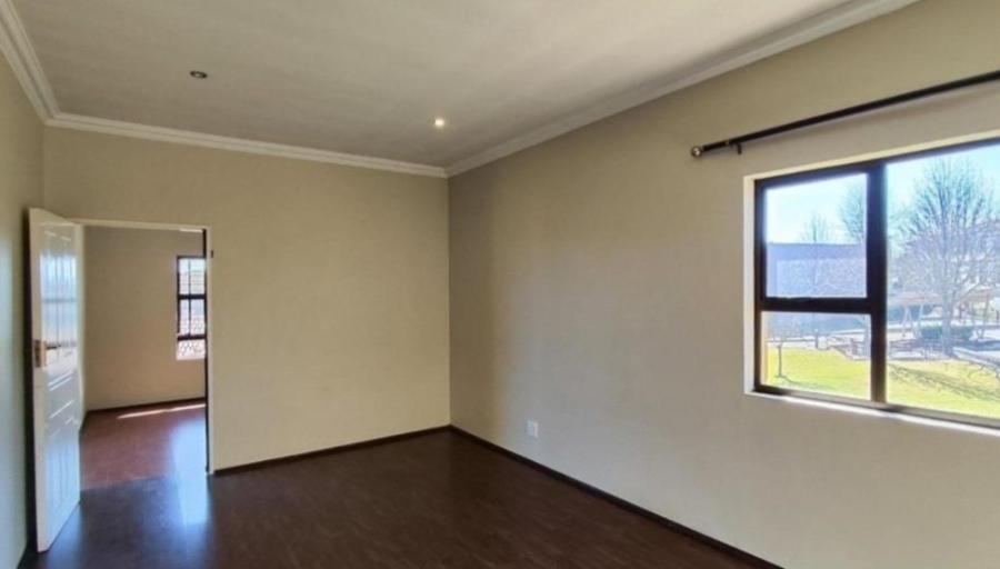 3 Bedroom Property for Sale in Glen Erasmia Gauteng