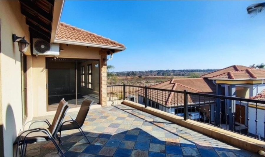 3 Bedroom Property for Sale in Glen Erasmia Gauteng