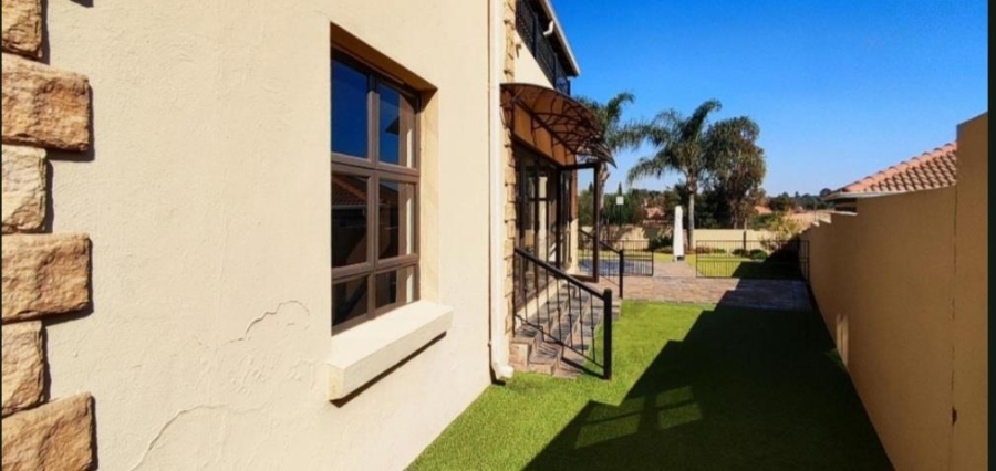 3 Bedroom Property for Sale in Glen Erasmia Gauteng