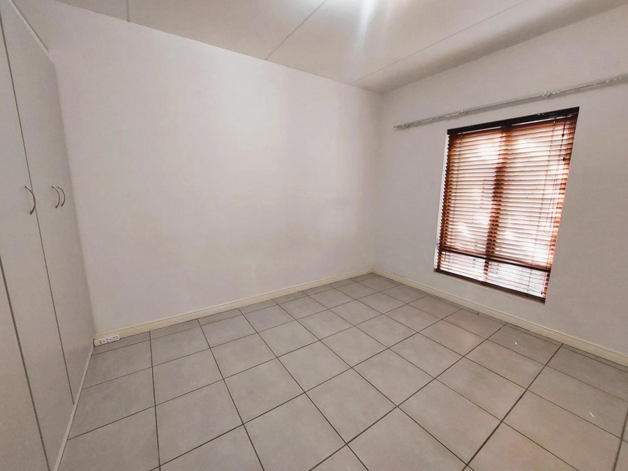 To Let 2 Bedroom Property for Rent in Morningside Gauteng