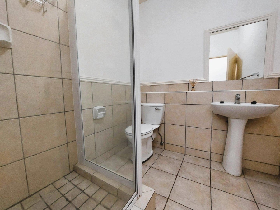 To Let 2 Bedroom Property for Rent in Morningside Gauteng