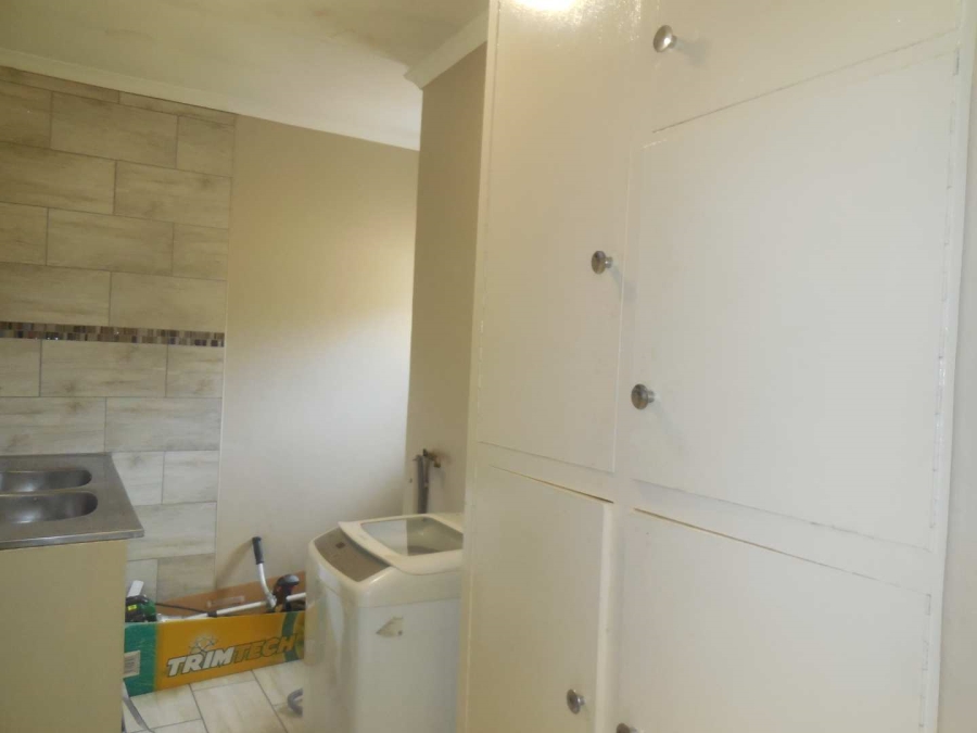 1 Bedroom Property for Sale in Meyerspark Gauteng