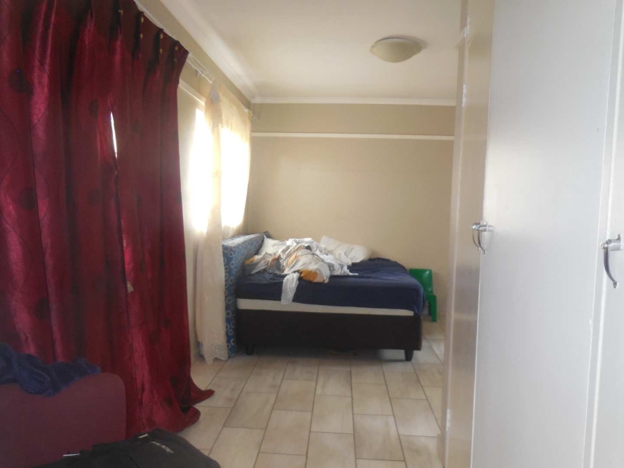 1 Bedroom Property for Sale in Meyerspark Gauteng