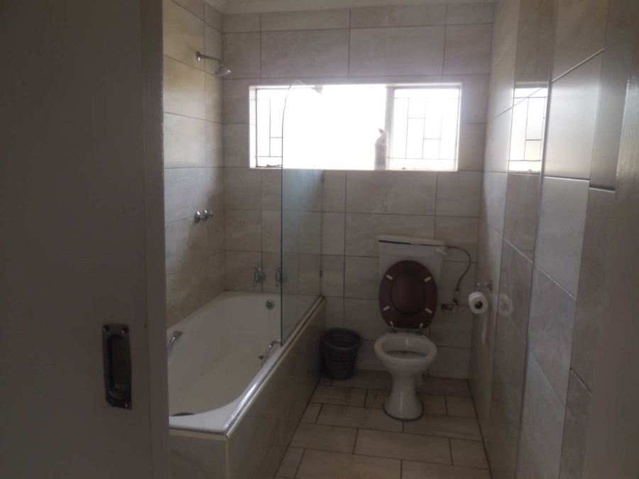 1 Bedroom Property for Sale in Meyerspark Gauteng