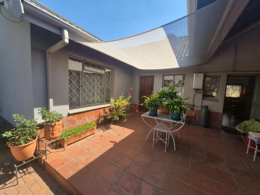 3 Bedroom Property for Sale in Tileba Gauteng