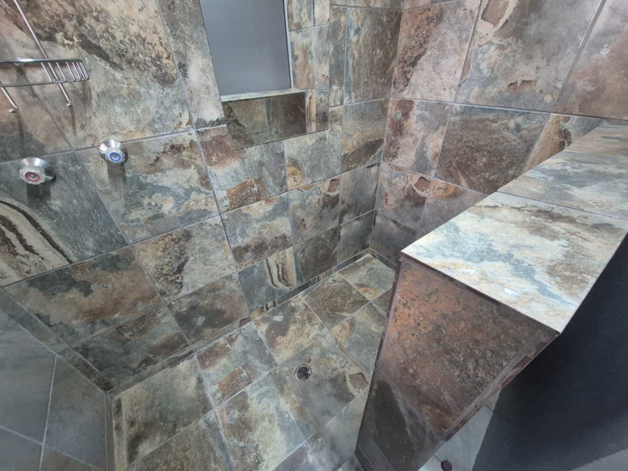 3 Bedroom Property for Sale in Tileba Gauteng