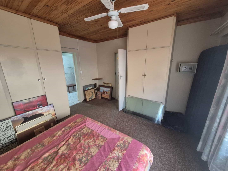 3 Bedroom Property for Sale in Tileba Gauteng