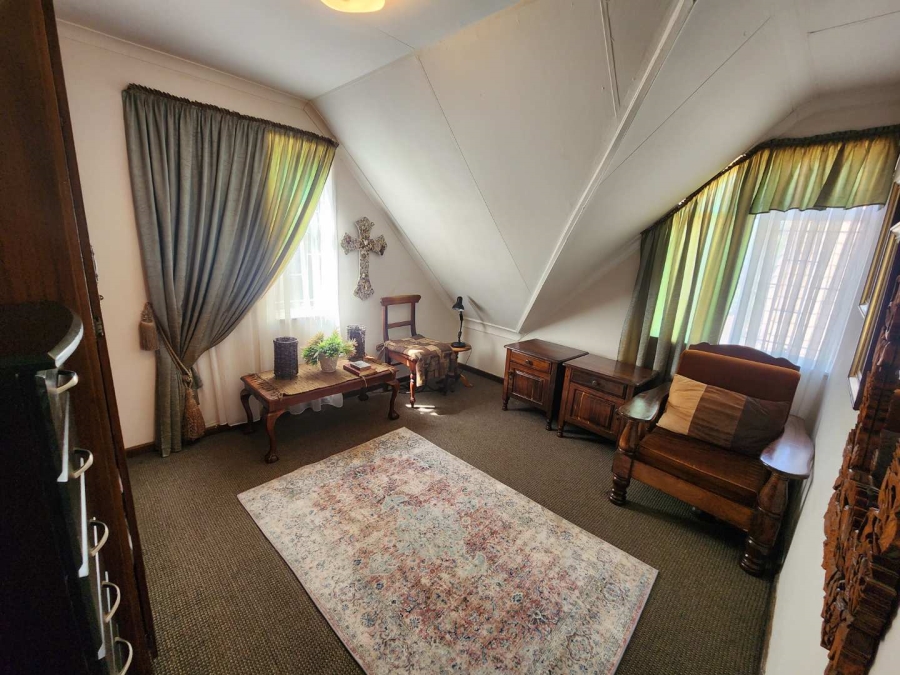 3 Bedroom Property for Sale in Faerie Glen Gauteng
