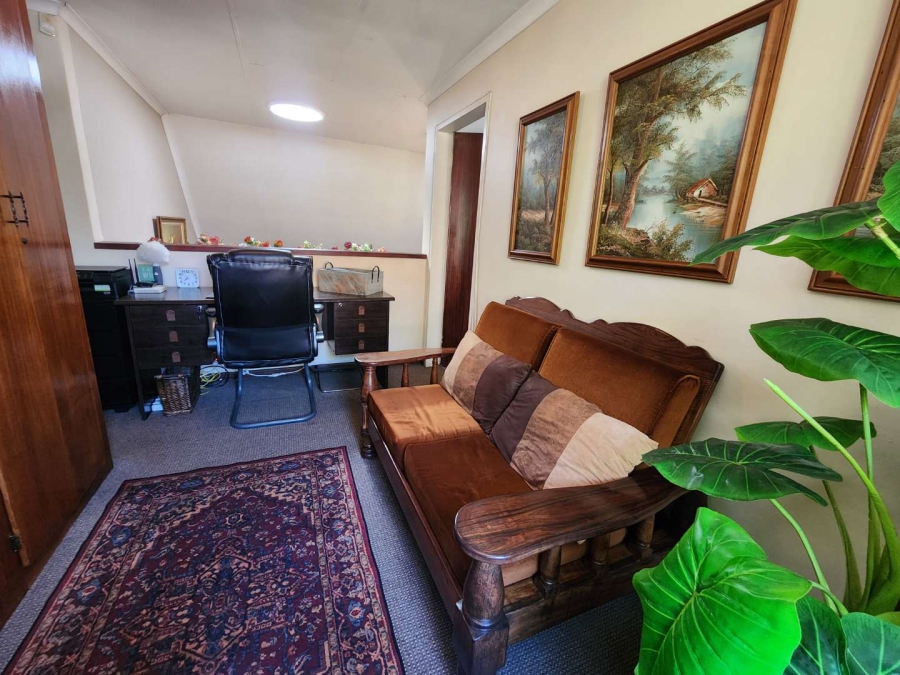 3 Bedroom Property for Sale in Faerie Glen Gauteng