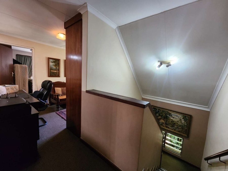 3 Bedroom Property for Sale in Faerie Glen Gauteng
