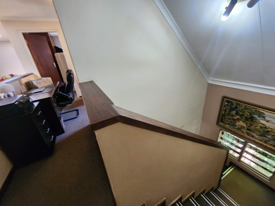 3 Bedroom Property for Sale in Faerie Glen Gauteng