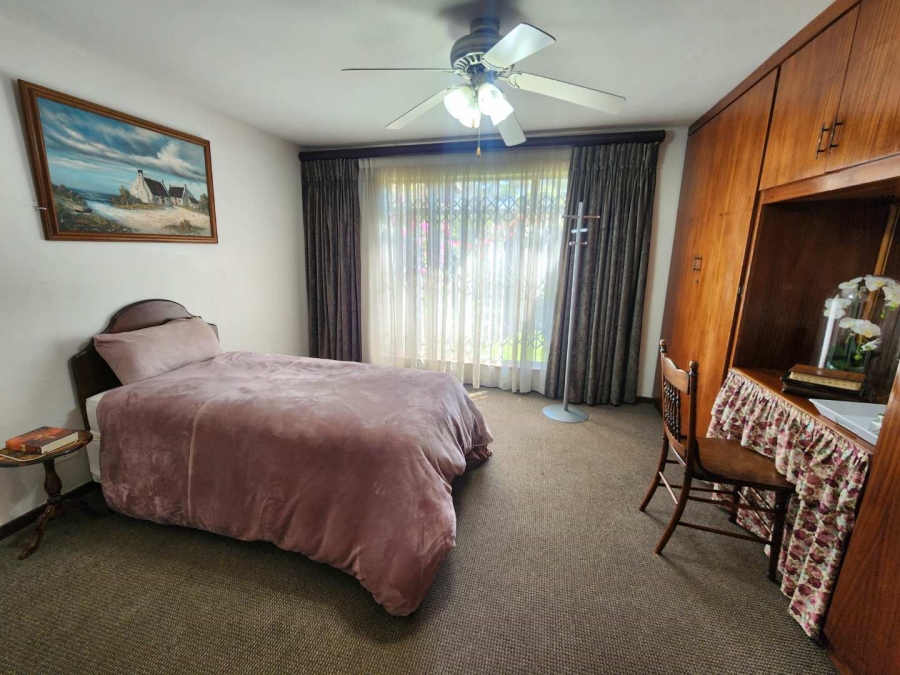 3 Bedroom Property for Sale in Faerie Glen Gauteng