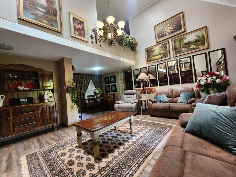 3 Bedroom Property for Sale in Faerie Glen Gauteng