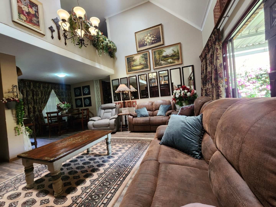3 Bedroom Property for Sale in Faerie Glen Gauteng
