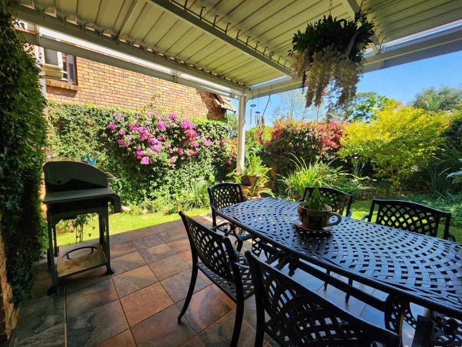 3 Bedroom Property for Sale in Faerie Glen Gauteng