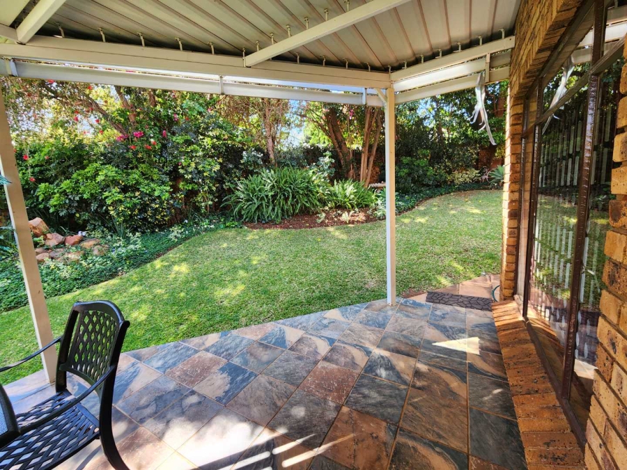 3 Bedroom Property for Sale in Faerie Glen Gauteng