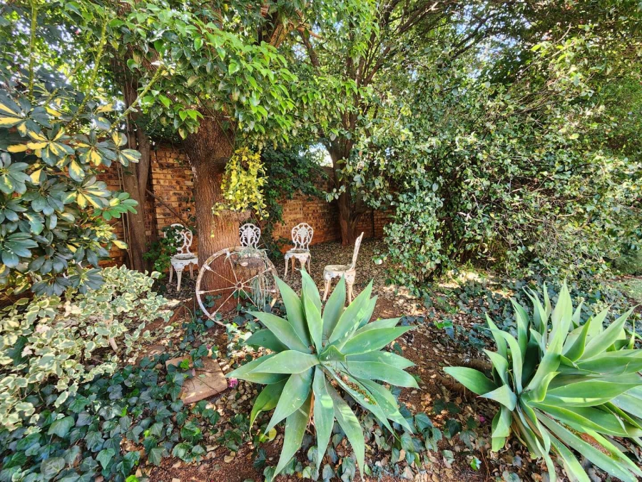 3 Bedroom Property for Sale in Faerie Glen Gauteng
