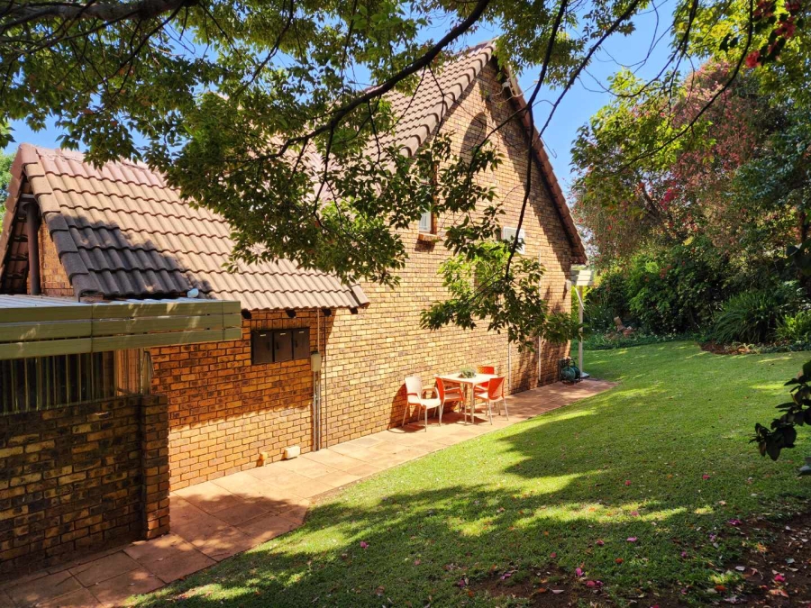3 Bedroom Property for Sale in Faerie Glen Gauteng