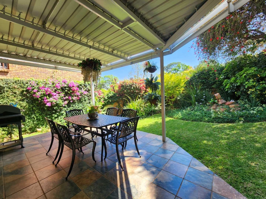 3 Bedroom Property for Sale in Faerie Glen Gauteng