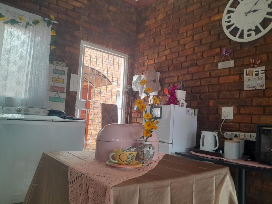 To Let 1 Bedroom Property for Rent in Pretoria Gardens Gauteng
