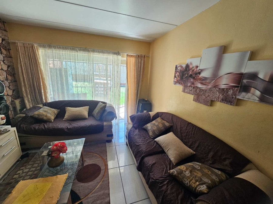 3 Bedroom Property for Sale in Birchleigh Gauteng