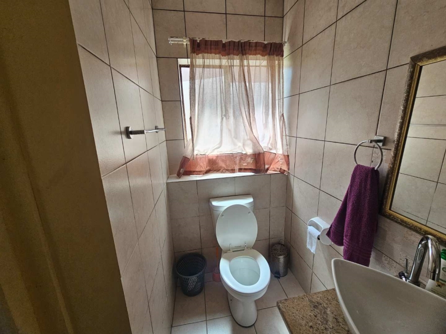 3 Bedroom Property for Sale in Birchleigh Gauteng