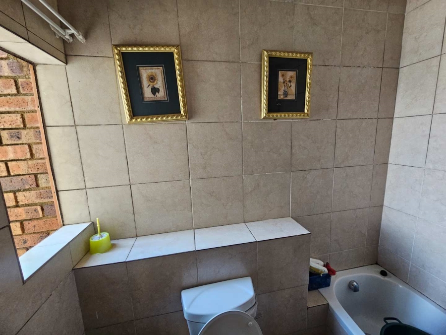 3 Bedroom Property for Sale in Birchleigh Gauteng
