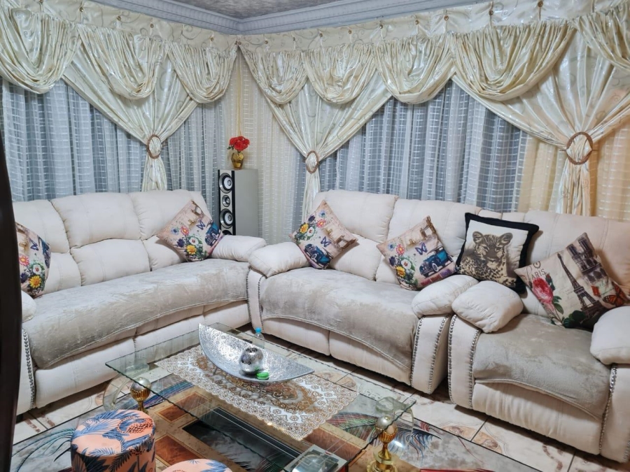 3 Bedroom Property for Sale in Likole Gauteng