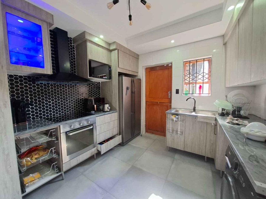 12 Bedroom Property for Sale in Turffontein Gauteng