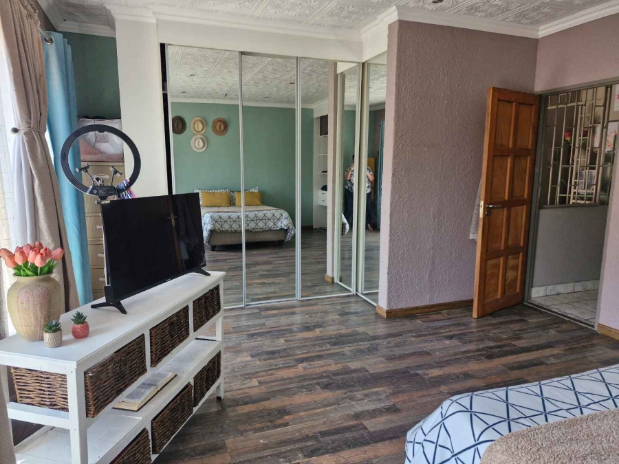2 Bedroom Property for Sale in Primrose Hill Gauteng