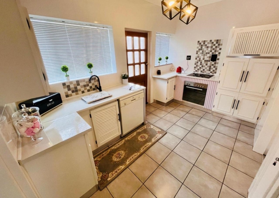 3 Bedroom Property for Sale in South Crest Gauteng