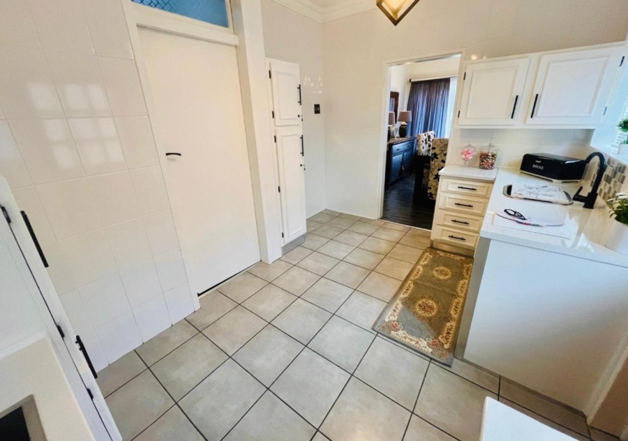3 Bedroom Property for Sale in South Crest Gauteng