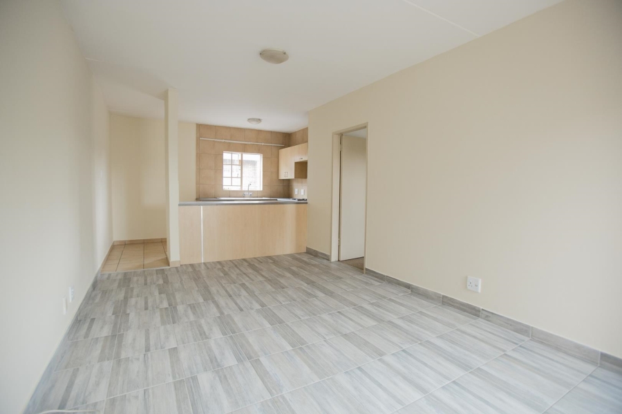 To Let 1 Bedroom Property for Rent in Newmark Estate Gauteng